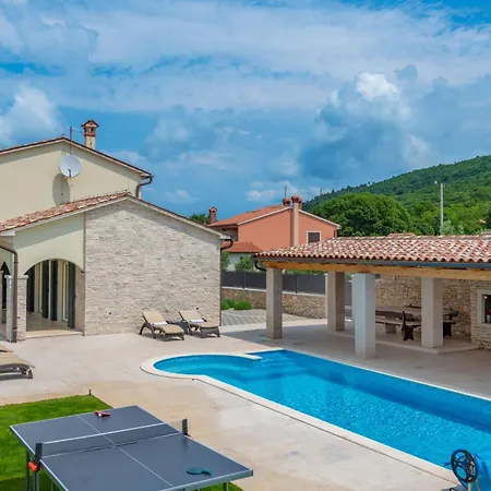 Lavanda, A Luxury With Private Pool, 2km To *