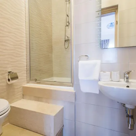 Lavanda, A Luxury With Private Pool, 2km To *
