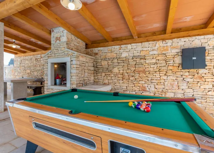 Lavanda, A Luxury With Private Pool, 2km To *