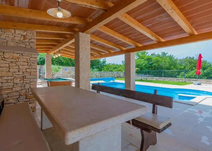 Lavanda, A Luxury With Private Pool, 2km To